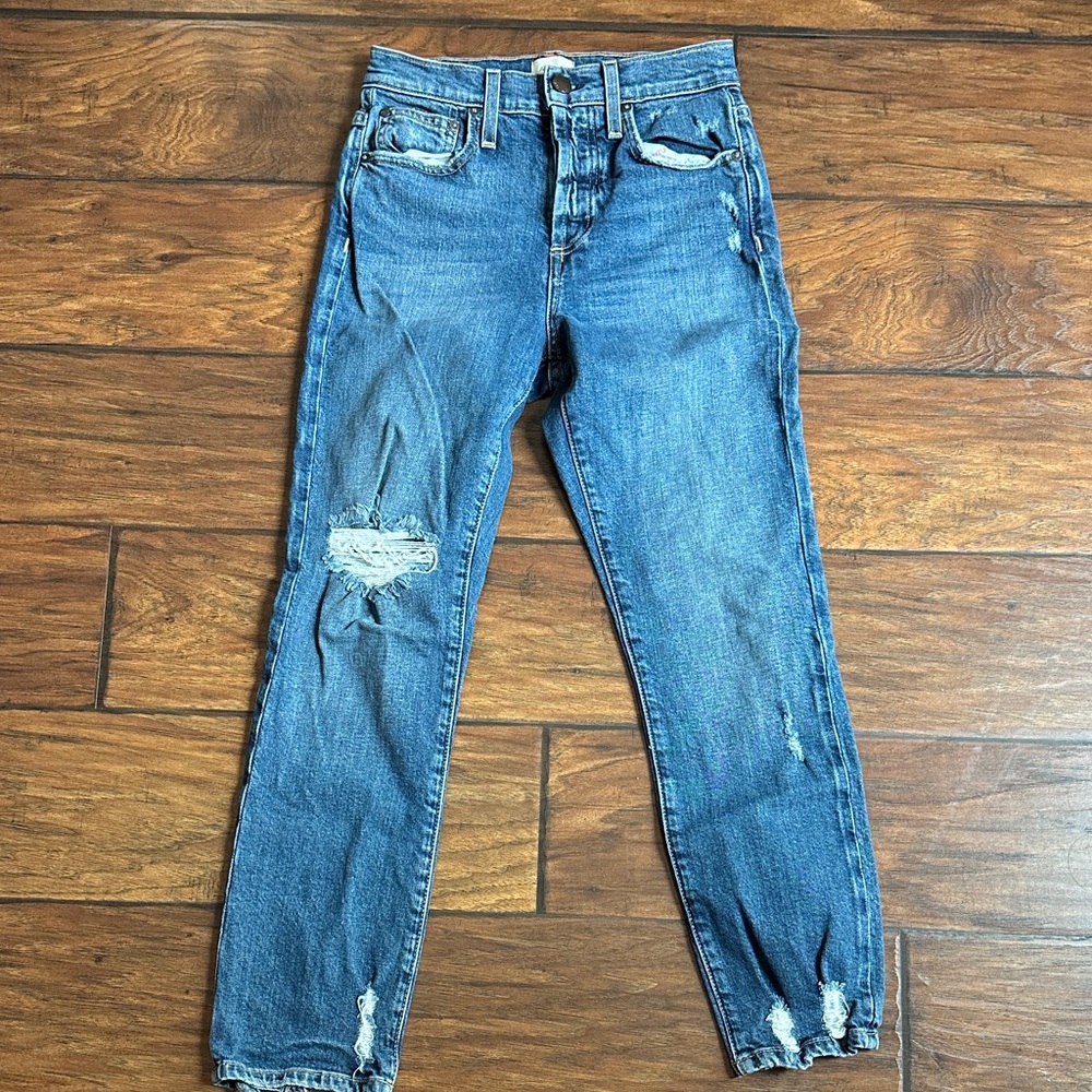 Alice and Olivia “you look amazing” Distressed Blue Jeans